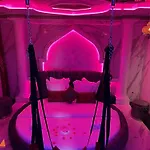 Отель для свиданий Sheherazade Лион