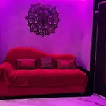 Sheherazade Hotel del amor Lyon
