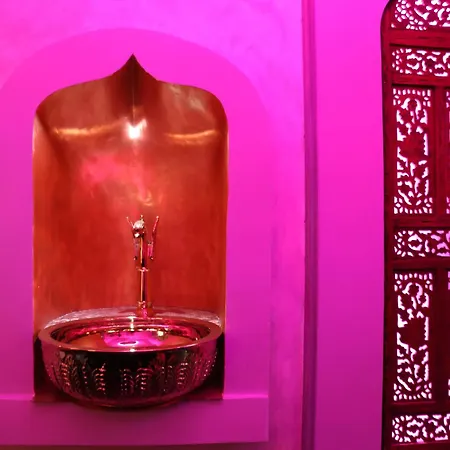 Love hôtel Sheherazade *