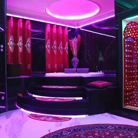 Sheherazade Hotel del amor Lyon